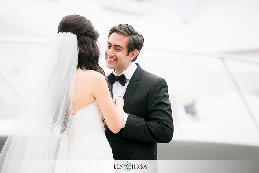 12-balboa-bay-club-newport-beach-wedding-photographer-first-look-couple-session-photos