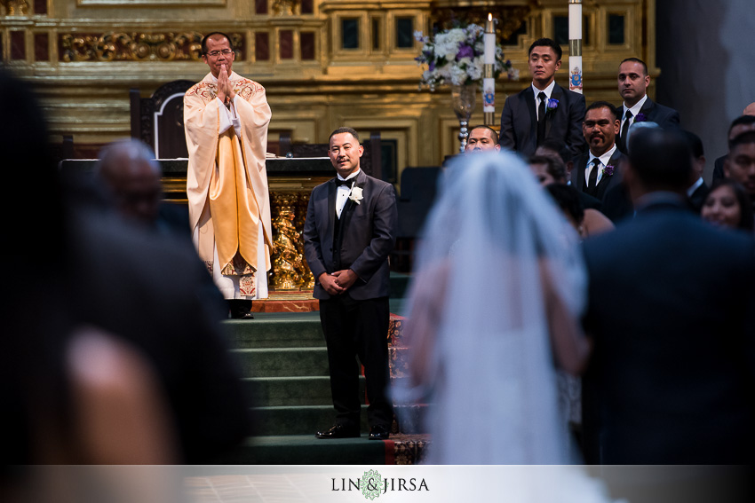 15-mission-basilica-san-juan-capistrano-wedding-ceremony-photographer