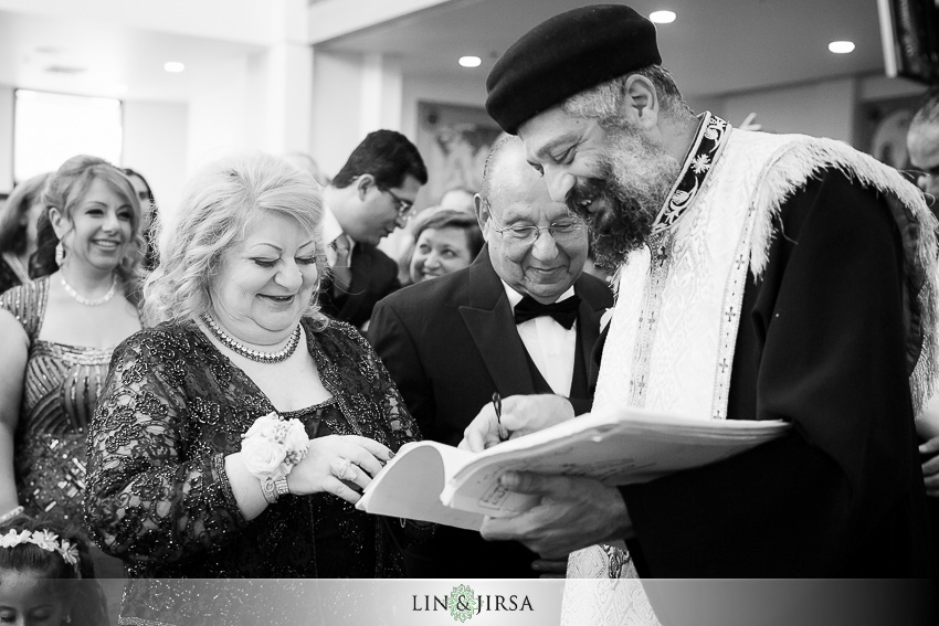 20-balboa-bay-club-newport-beach-wedding-photographer-wedding-ceremony-photos