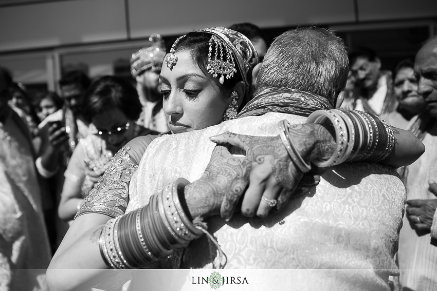 22-jw-marriott-los-angeles-indian-wedding-ceremony-photographer