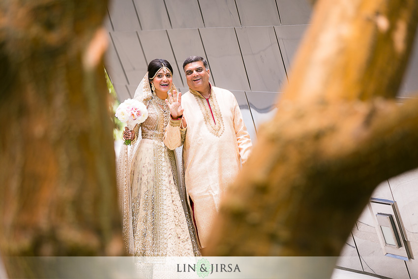 28-walt-disney-concert-hall-indian-wedding-indian-wedding-ceremony-photos