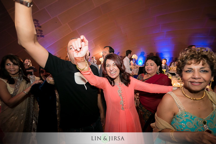 51-walt-disney-concert-hall-indian-wedding-indian-wedding-reception-photos