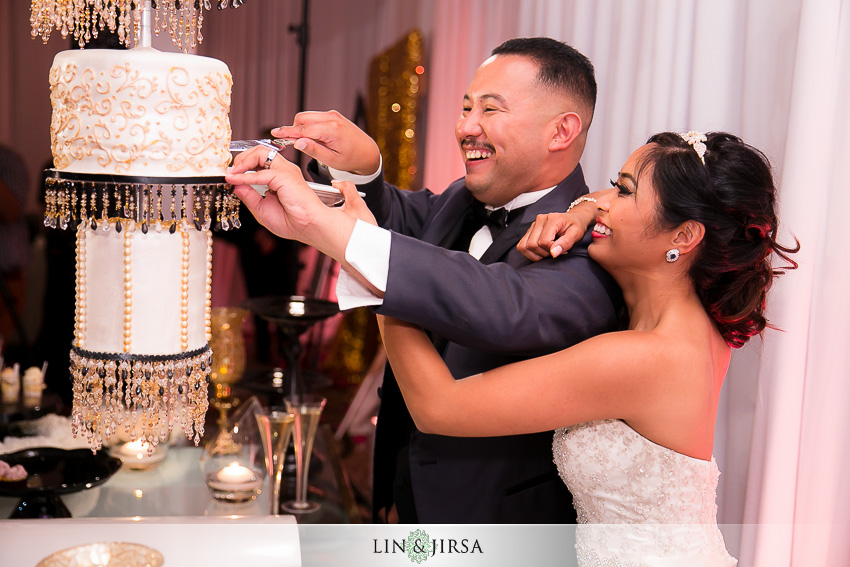 54-hyatt-regency-newport-beach-wedding-reception-photographer