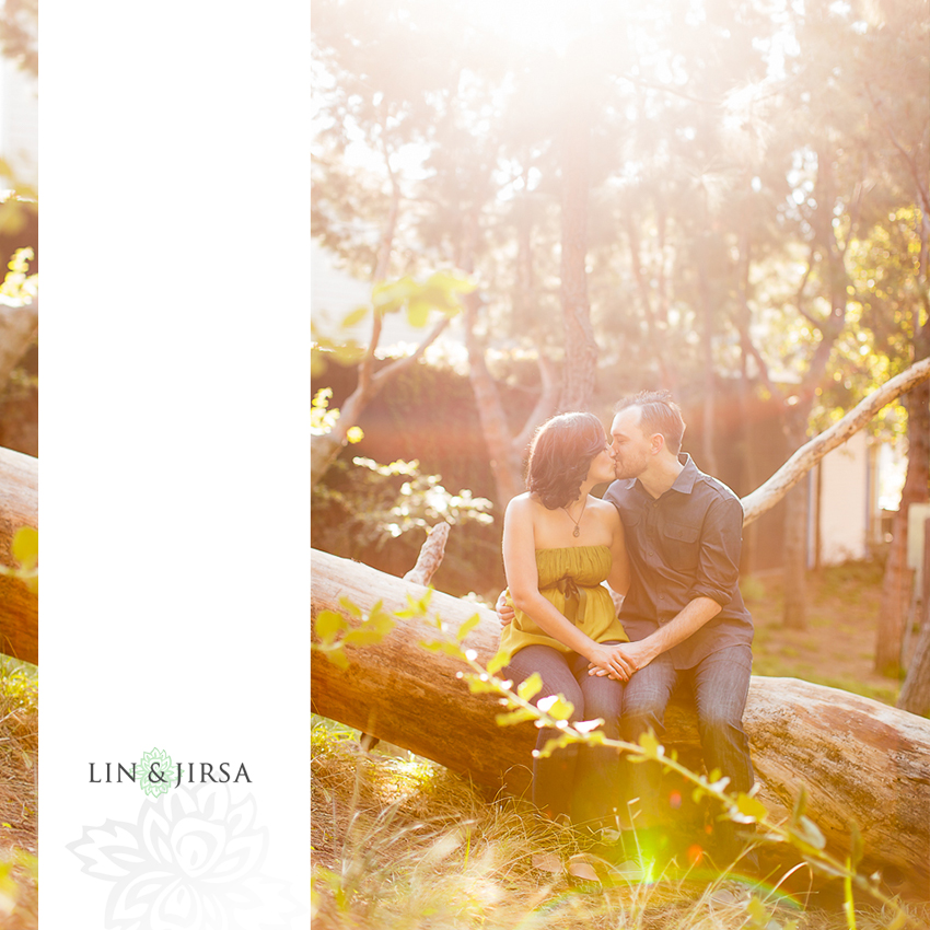 008-happiest-place-on-earth-engagement-photos