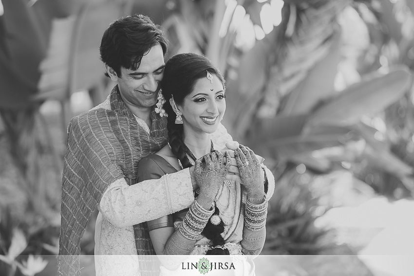 017-hyatt-regency-long-beach-indian-wedding-photographer-first-look-couple-session-photos