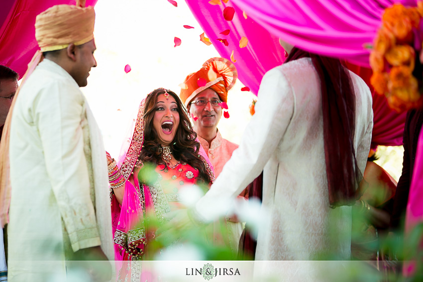 027-the-london-west-hollywood-indian-wedding-photographer-wedding-ceremony-photos