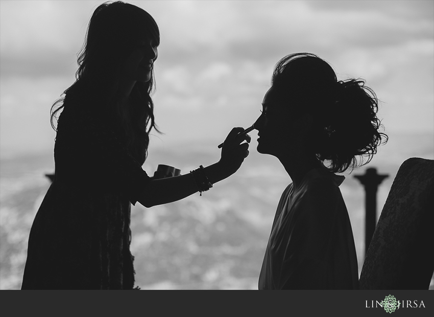 06-malibu-vineyard-estate-wedding-photographer-getting-ready-photos