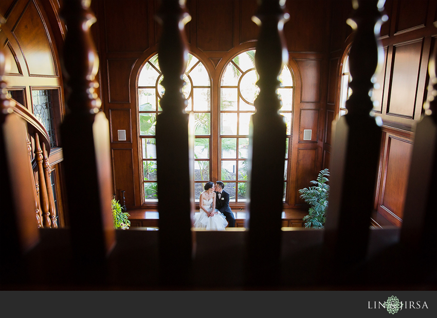 23-private-estate-orange-couty-wedding-photographer-first-look-couple-session-photos