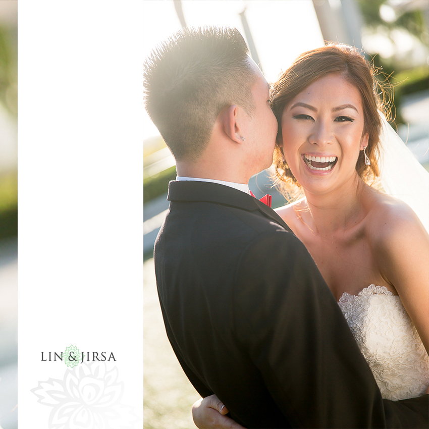 26-newport-beach-marriott-wedding-photographer-wedding-party-couple-session-photos