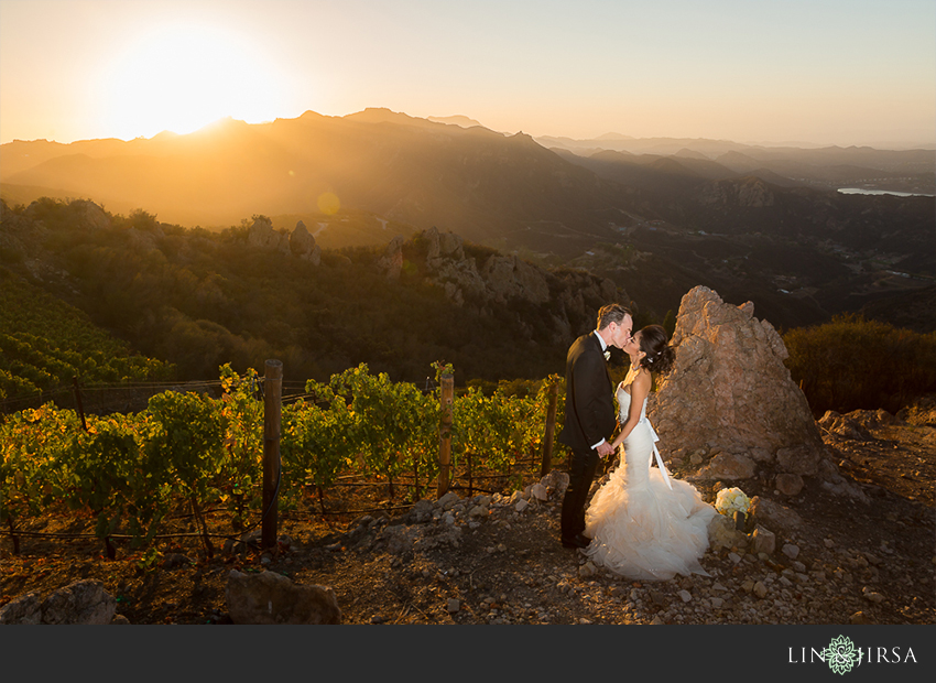 33-malibu-vineyard-estate-wedding-photographer-couple-session-photos