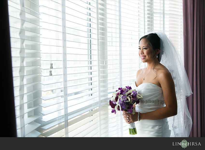 06-st-gabriel-catholic-church-wedding-photographer-getting-ready-photos