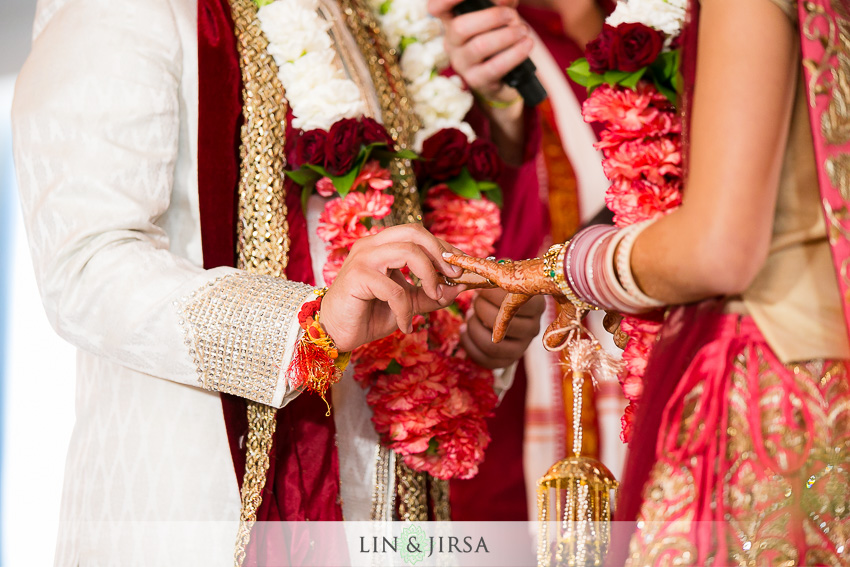 23-loews-coronado-bay-resort-indian-wedding-photographer-wedding-ceremony-photos