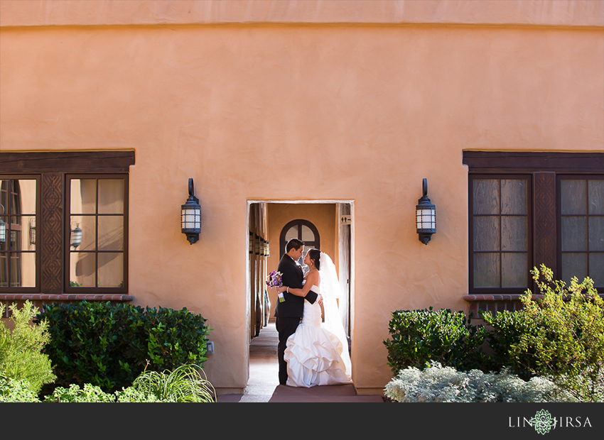 27-st-gabriel-catholic-church-wedding-photographer-couple-session-wedding-party-photos