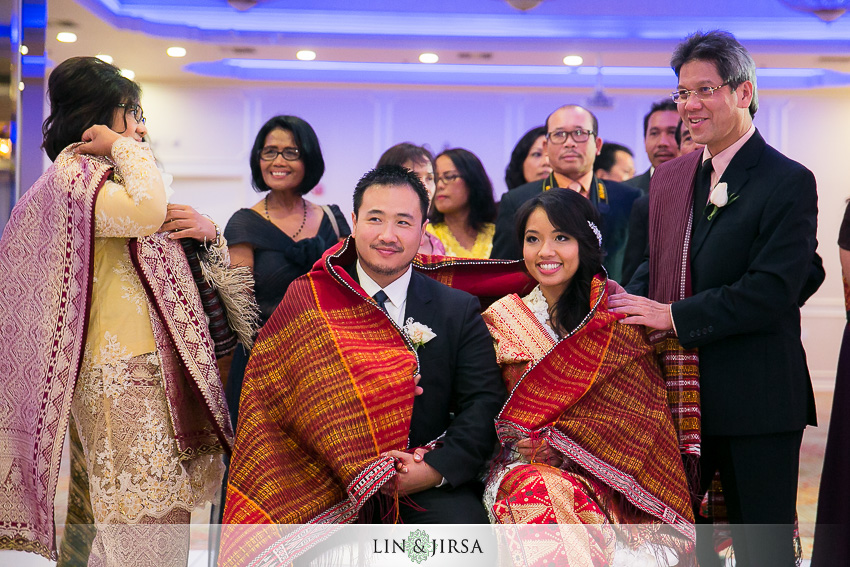 33-the-langham-huntington-pasadena-wedding-photographer-wedding-reception-photos
