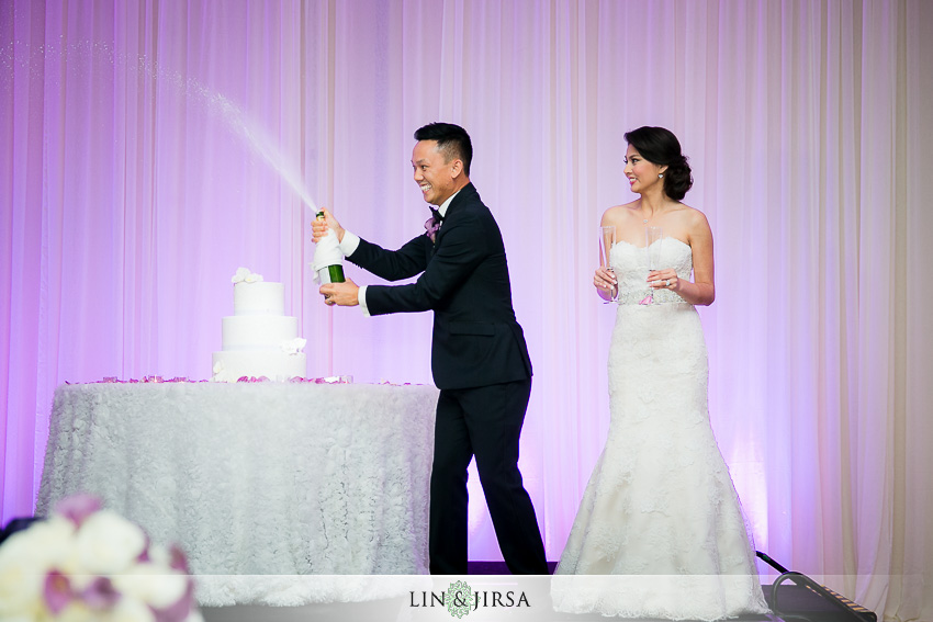 40-sheraton-park-hotel-at-the-anaheim-resort-wedding-photographer
