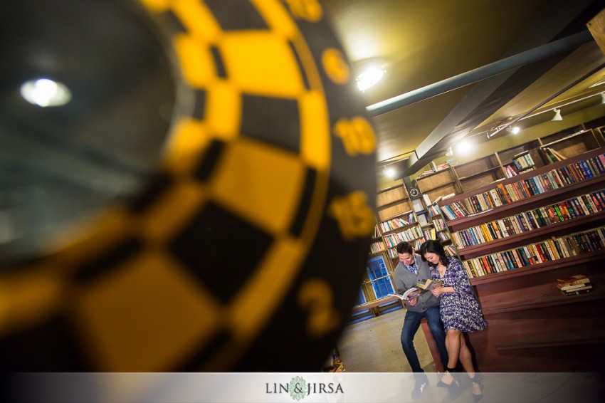 02-los-angeles-union-station-engagement-photographer