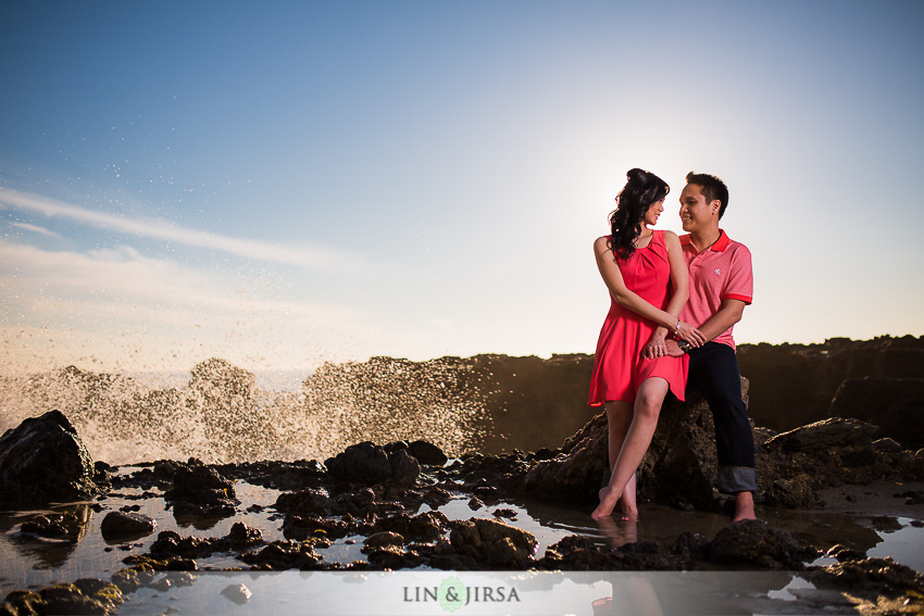 04-winter-beach-engagement-photographer