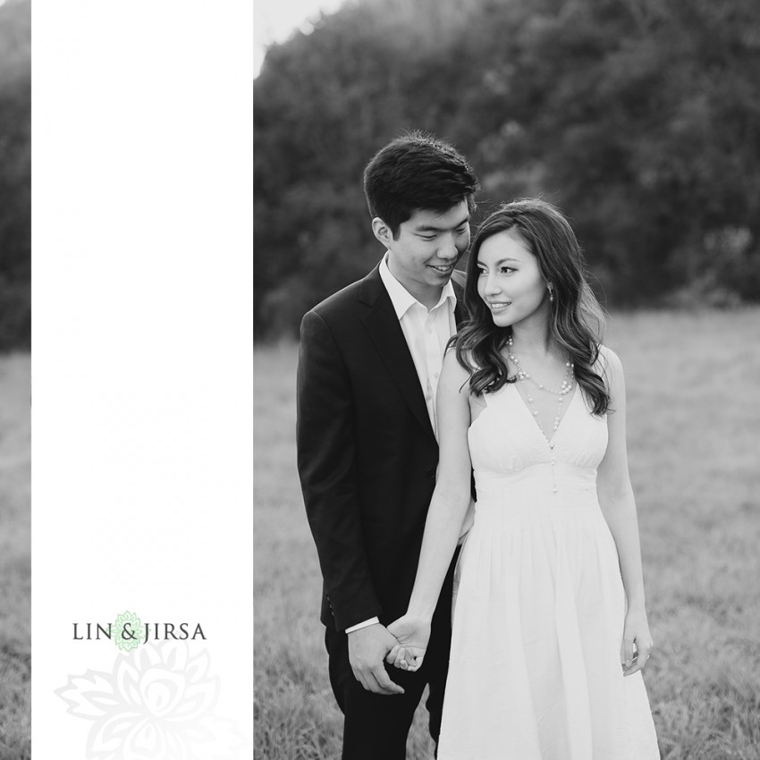 07-orange-county-sunset-beach-engagement-photos