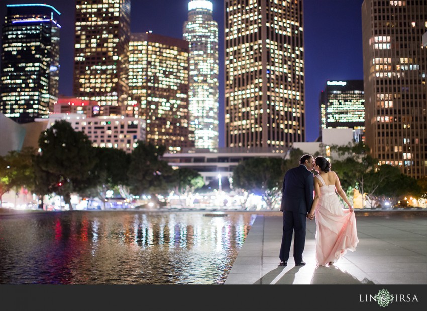 10-downtown-los-angeles-engagement-photographer