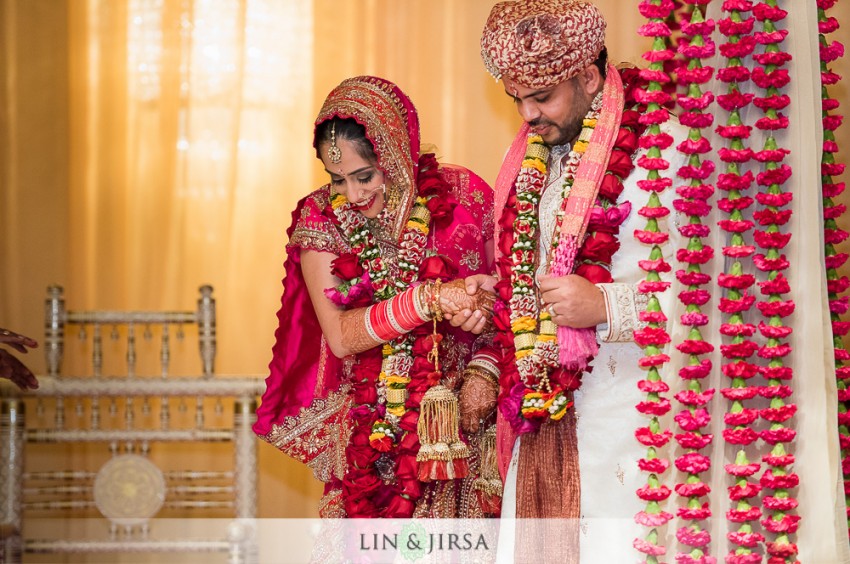 13-hyatt-regency-long-beach-indian-wedding-ceremony-photos