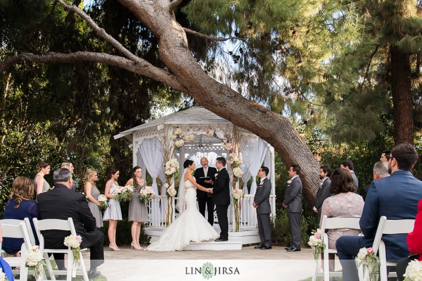 15-green-gables-estate-wedding-photographer-wedding-ceremony-photos