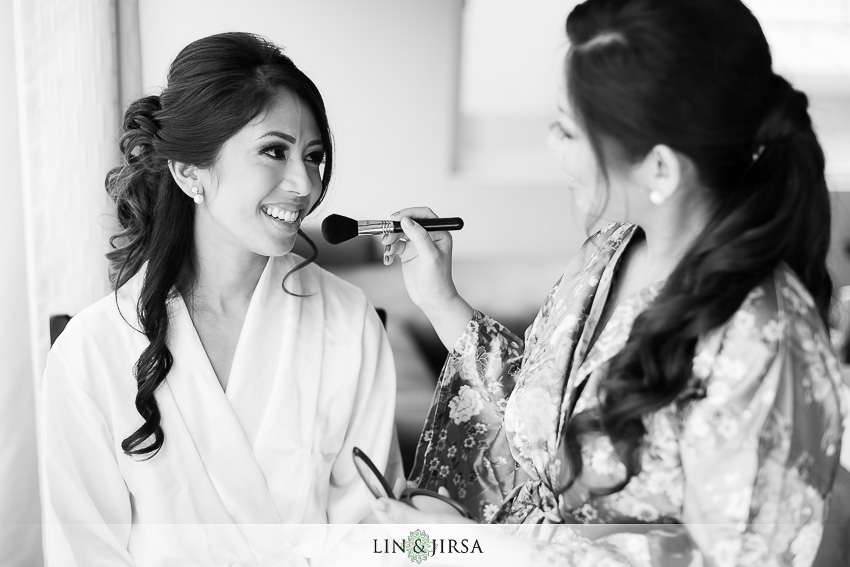 03-the-la-hotel-downtown-wedding-photographer-getting-ready-photos