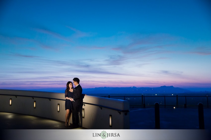 12-griffith-observatory-los-angeles-engagement-photographer