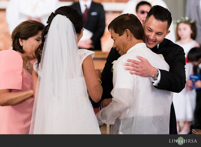 13-the-la-hotel-downtown-wedding-photographer-wedding-ceremony-photos