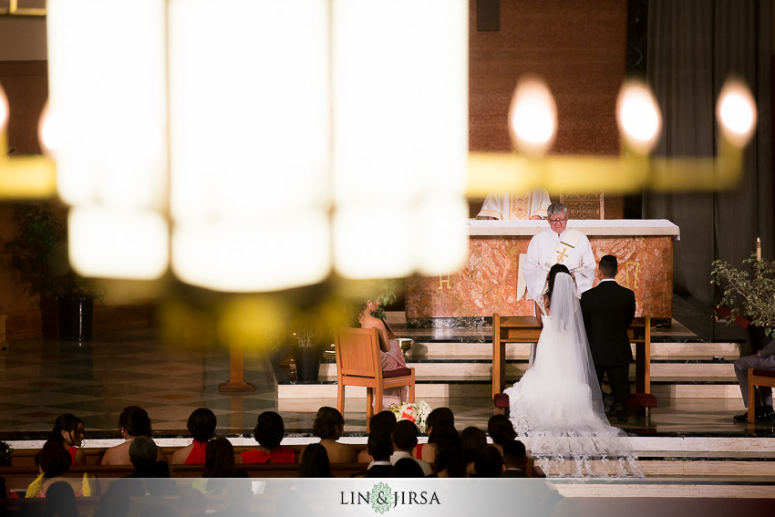 15-the-la-hotel-downtown-wedding-photographer-wedding-ceremony-photos