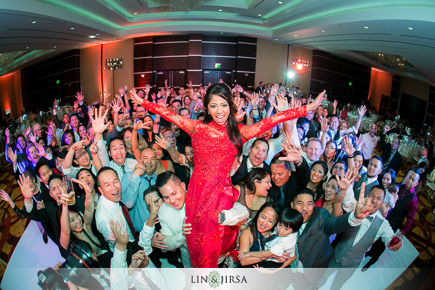 47-the-la-hotel-downtown-wedding-photographer-wedding-reception-photos