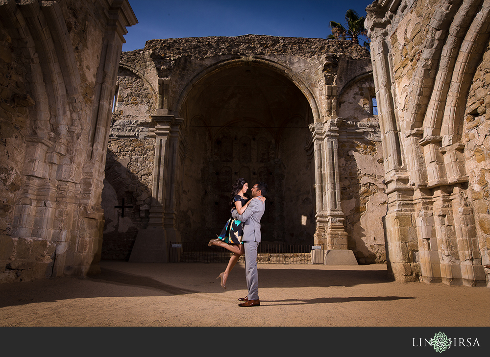 13-orange-county-beach-engagement-photographer