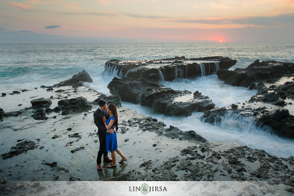 15-laguna-beach-engagement-photos