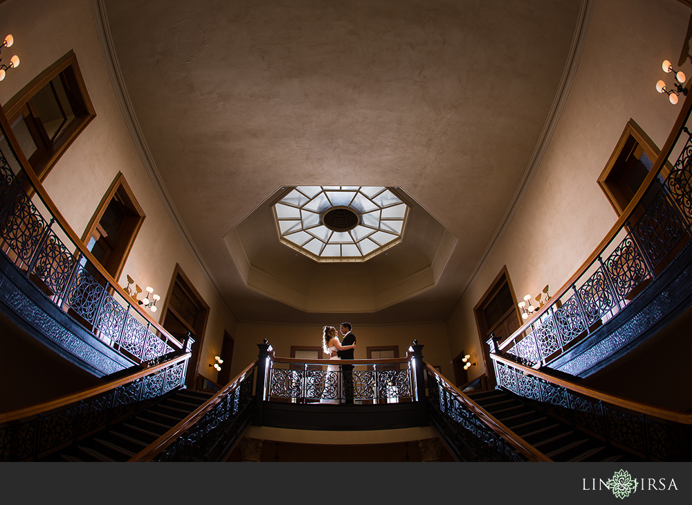 11-old-courthouse-electra-cruises-wedding-photographer-couple-session-photos