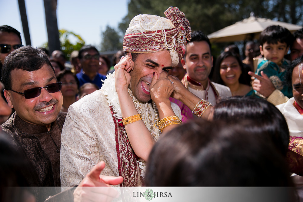 13-laguna-cliffs-marriott-indian-wedding-photographer-wedding-ceremony-photos