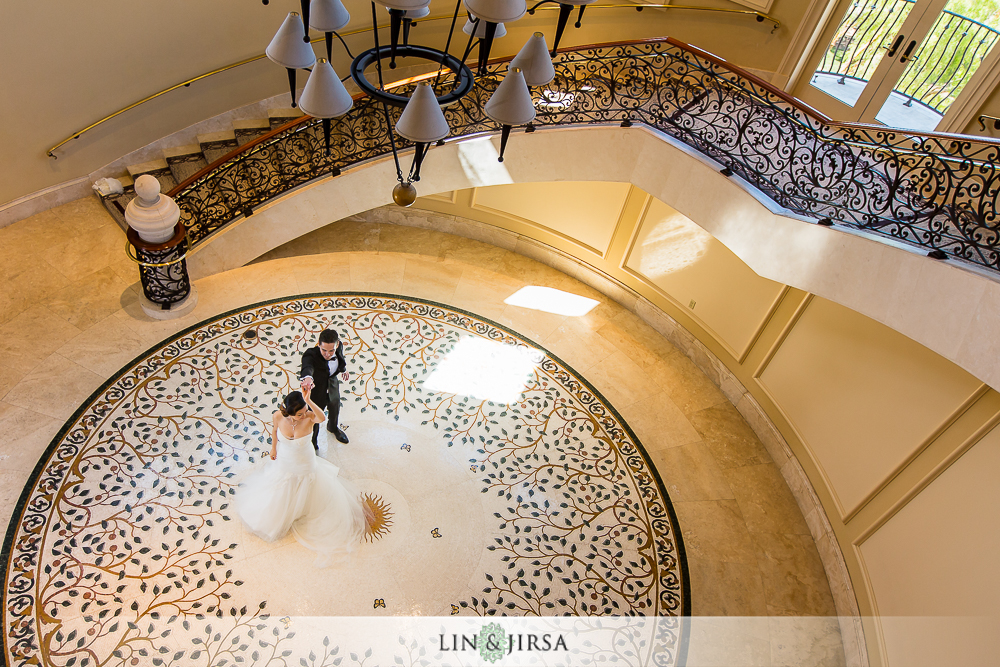 14-st-regis-monarch-beach-wedding-photographer-first-look-wedding-party-couple-session-photos