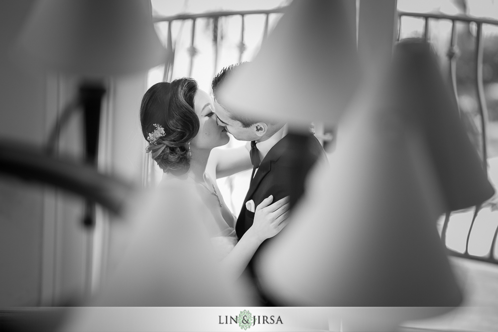16-st-regis-monarch-beach-wedding-photographer-first-look-wedding-party-couple-session-photos