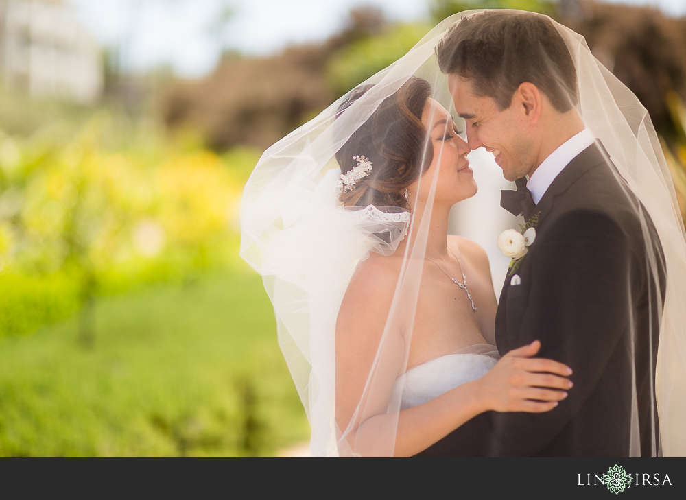 21-st-regis-monarch-beach-wedding-photographer-first-look-wedding-party-couple-session-photos