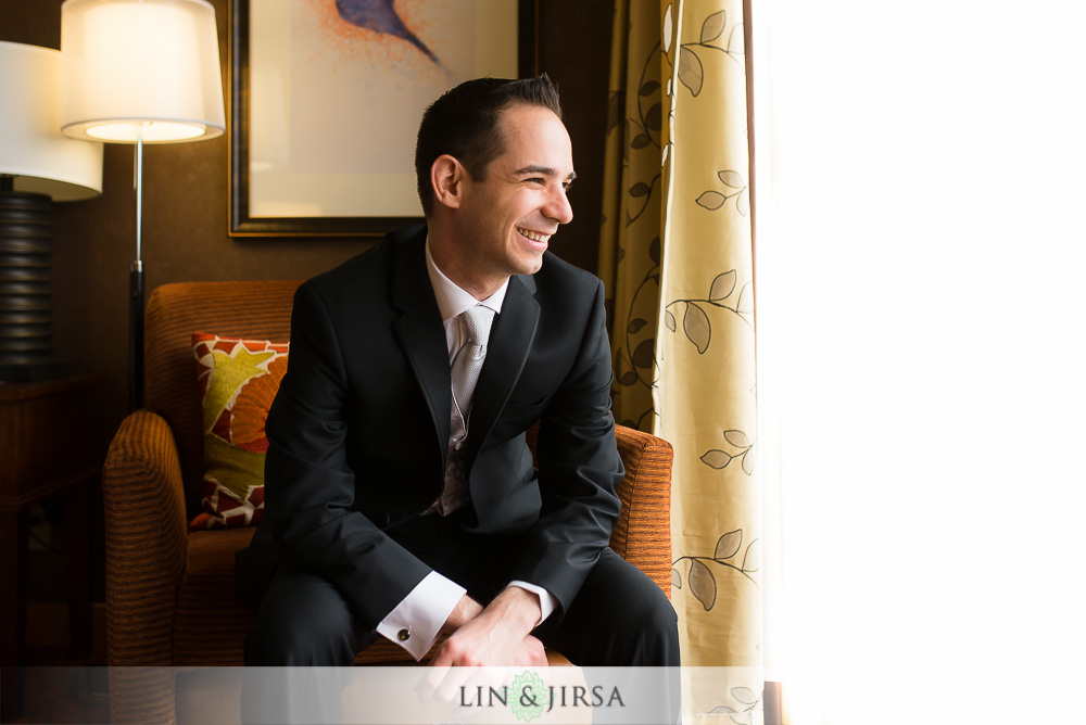 05-earl-burns-miller-japanese-garden-wedding-photographer-getting-ready-photos