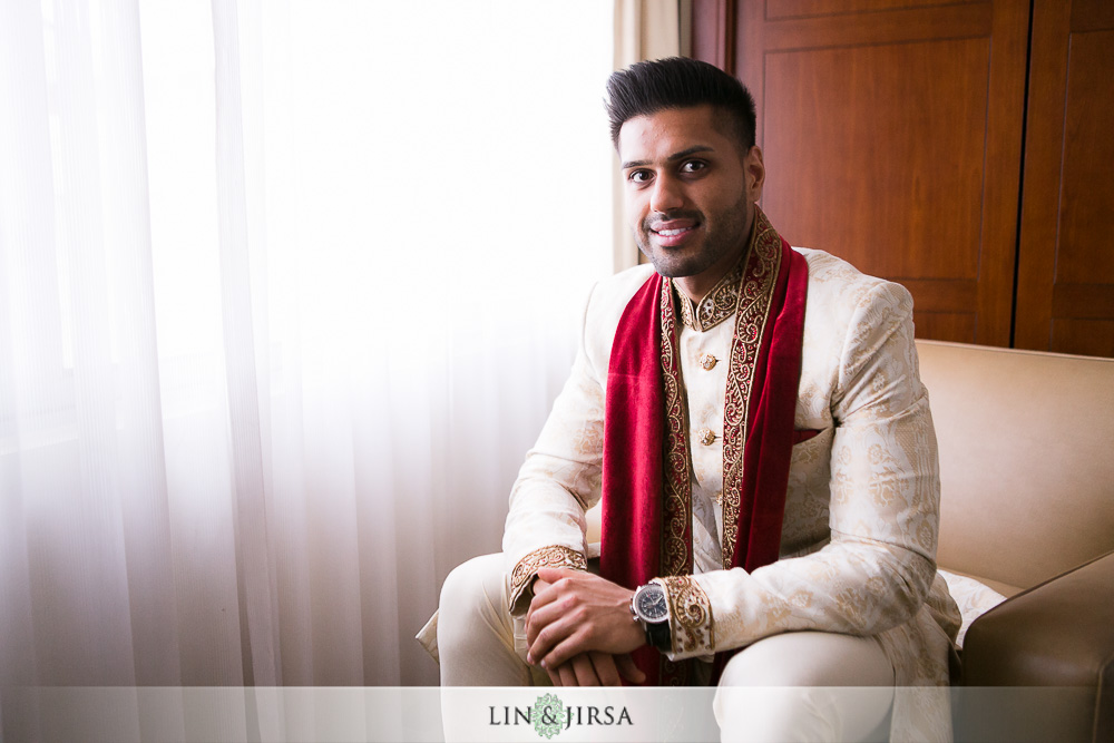 06-the-athenaeum-pasadena-indian-wedding-photographer-getting-ready-photos