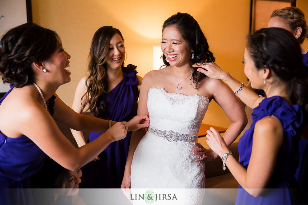 07-earl-burns-miller-japanese-garden-wedding-photographer-getting-ready-photos