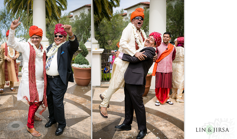 16-st-regis-monarch-beach-indian-wedding-photographer-baraat-wedding-ceremony-photos
