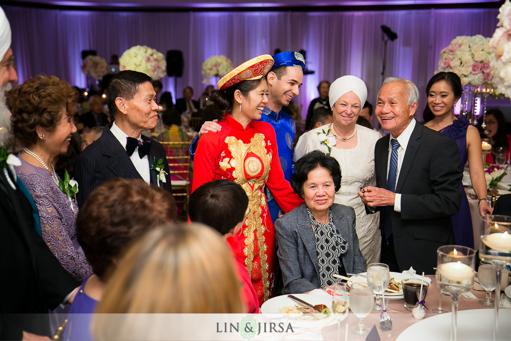 36-earl-burns-miller-japanese-garden-wedding-photographer-wedding-reception-photos