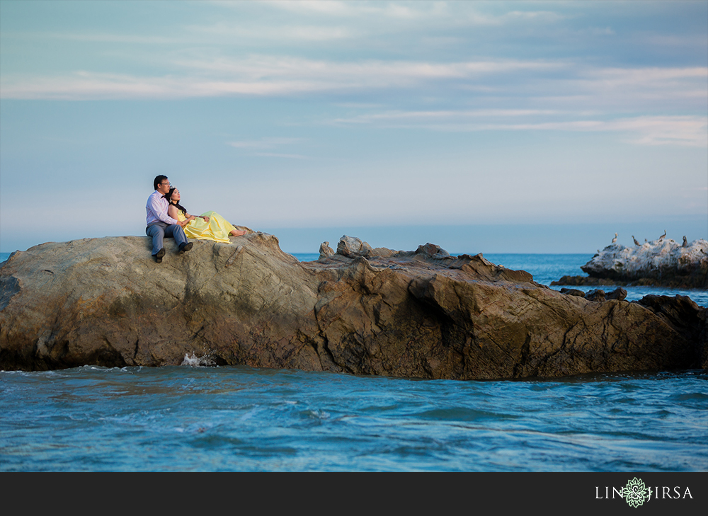 07-laguna-beach-engagement-photos