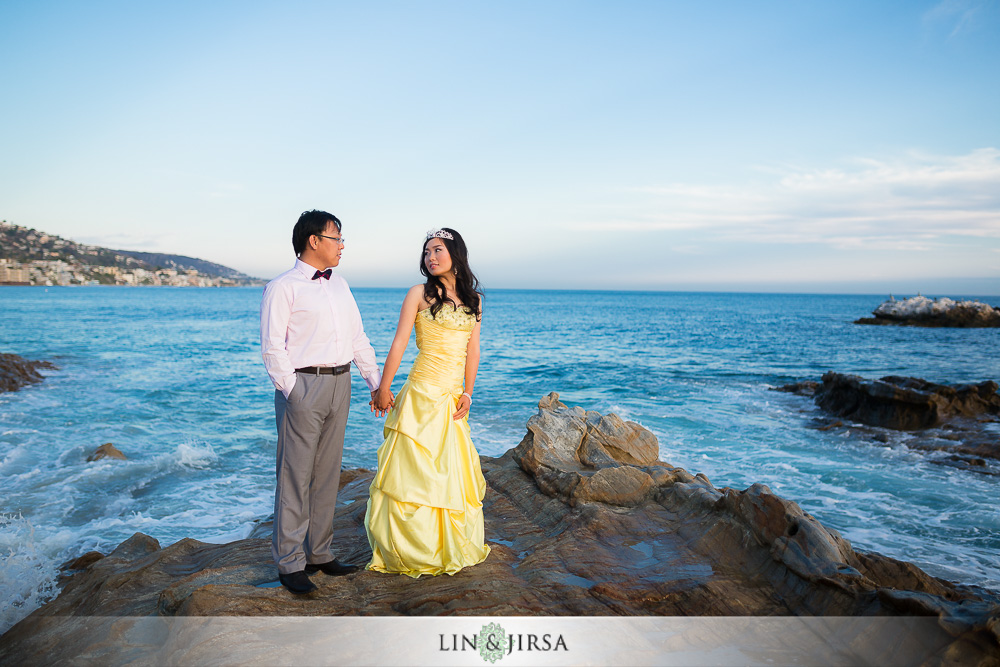 11-laguna-beach-engagement-photos