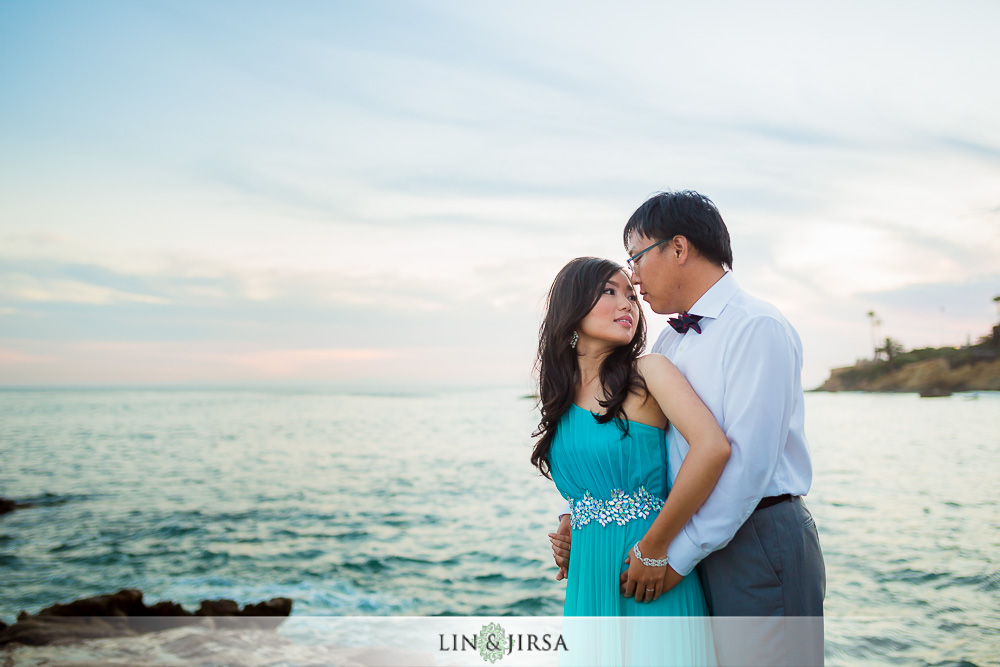 12-laguna-beach-engagement-photos