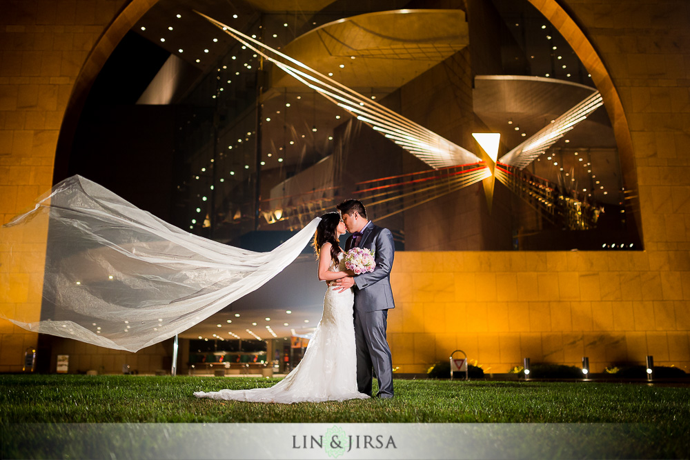18-engagement-props-ideas-orangecounty-session