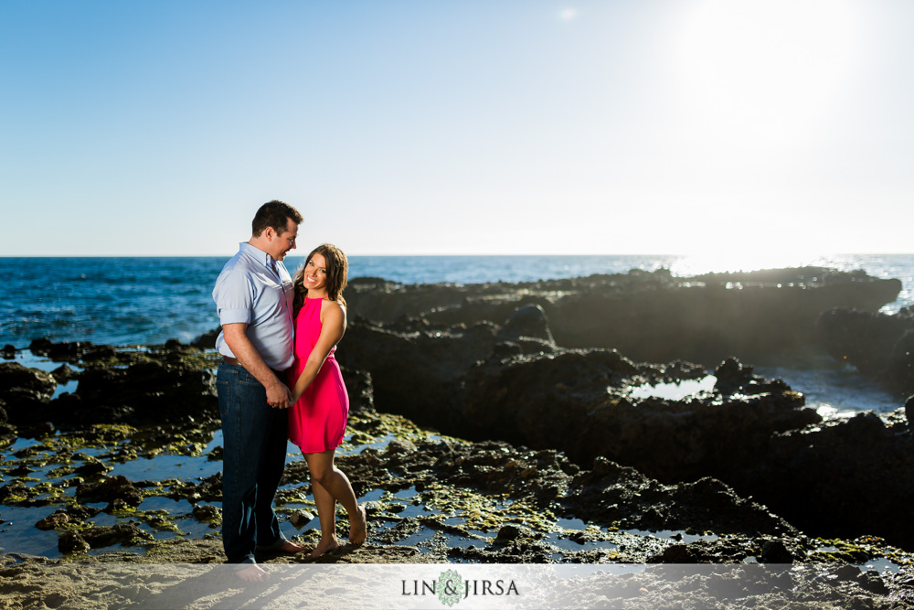 02-laguna-beach-engagement-photography