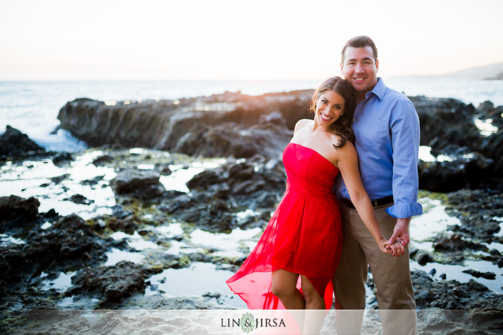 09-laguna-beach-engagement-photography