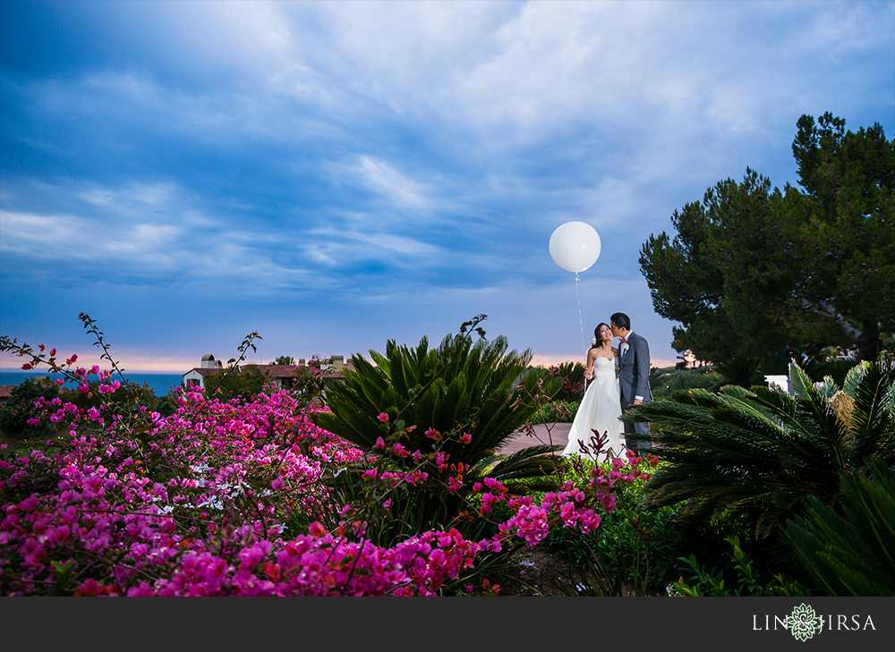 35-terranea-resort-wedding-photographers-couple-session-photos