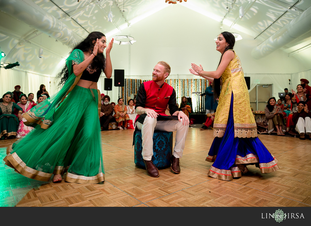 36-hotel-ivine-sangeet-photographer